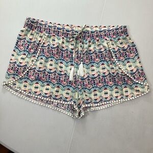 Atmosphere Colorful Circle Accent Flowing Shorts